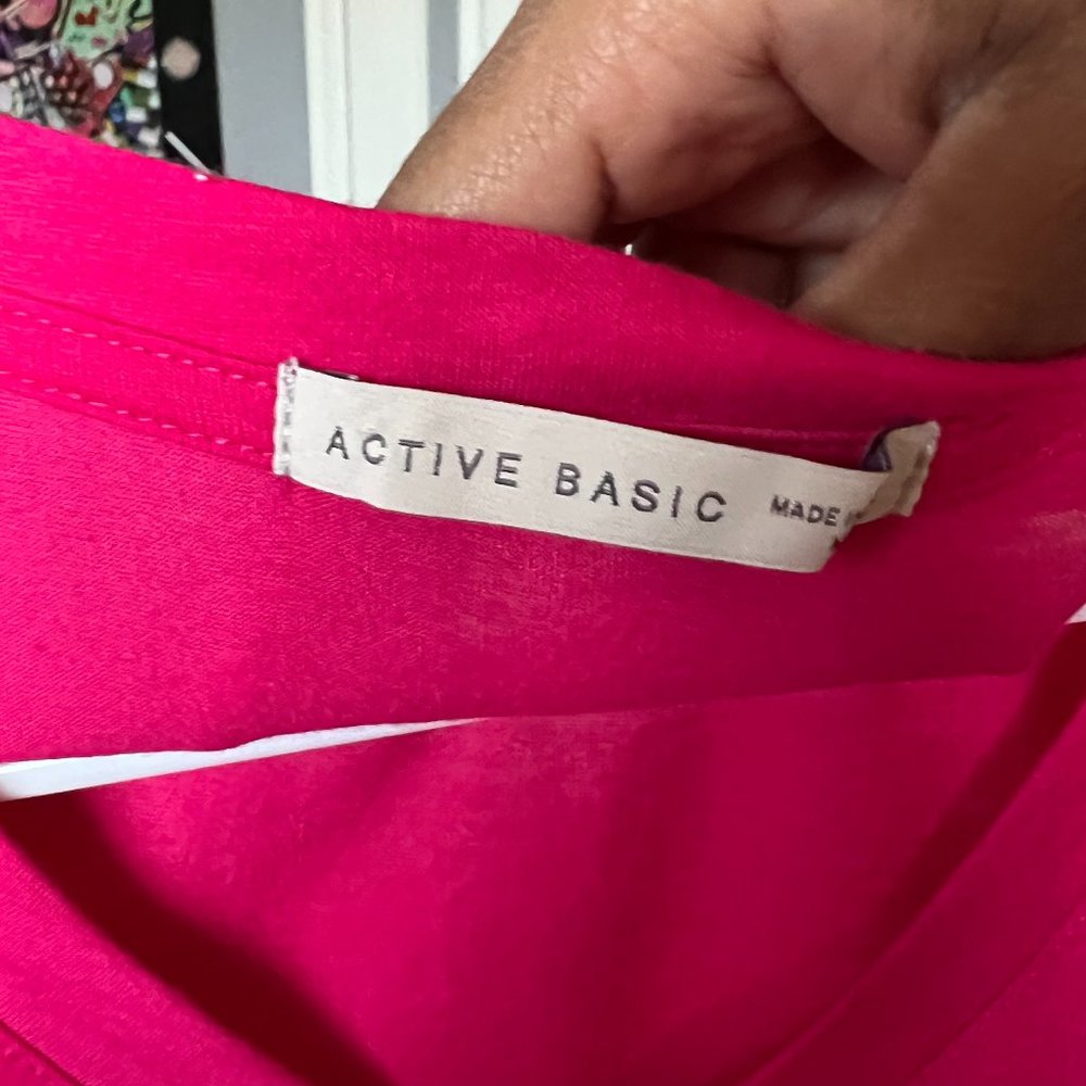 Basic Pink Active Top-Medium - Picture 2 of 4
